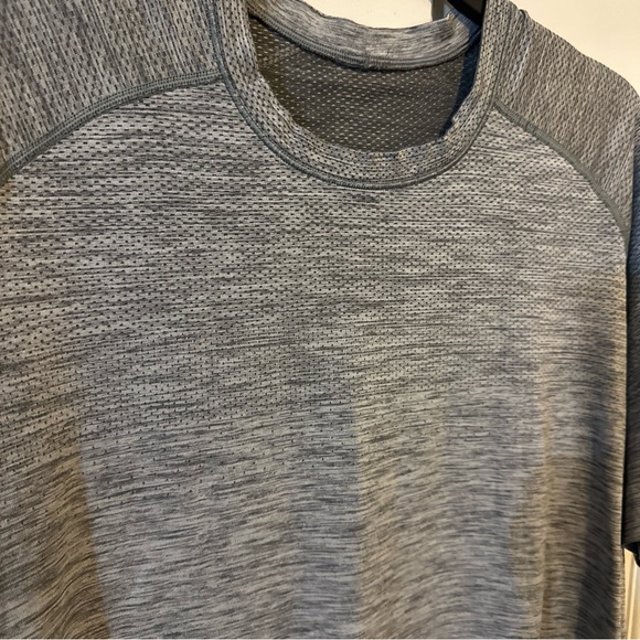 LULULEMON SLTE/WHT Grey White Metal Vent Tech SS Top Shirt Men’s XL - Picture 4 of 11